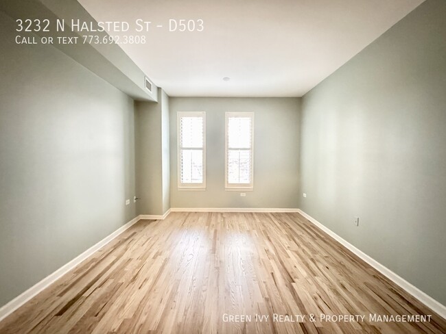 Building Photo - East Lakeview Gem! 2 Bed Condo at Plaza 32...