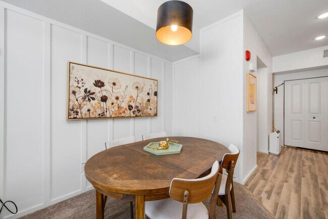 Building Photo - 2980 Kincaid Dr