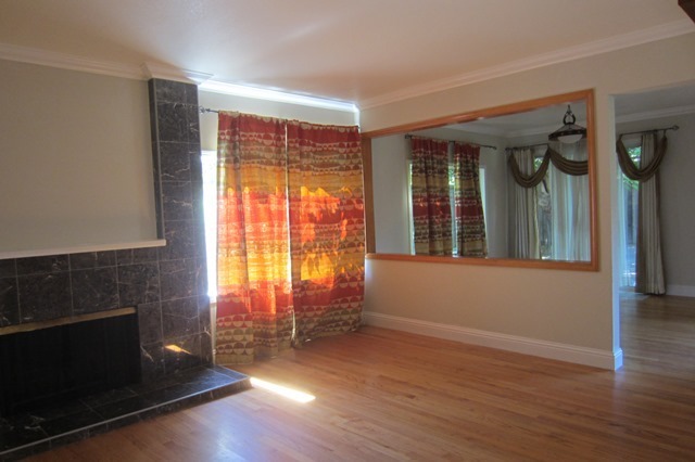 Building Photo - Spacious Home in Cupertino, Hardwood Floor...