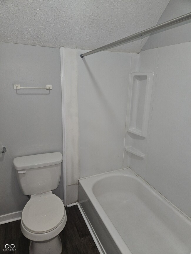 Building Photo - 33 Miley Ave