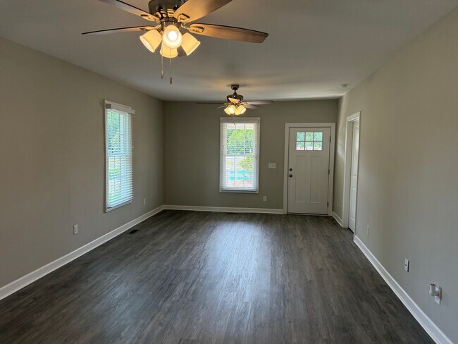 Building Photo - Remodeled House With So Much To Offer