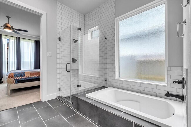 Building Photo - 9219 Trimble Lndg Dr