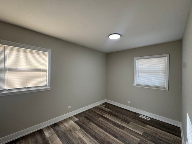 Building Photo - 22220 Brookwood Dr