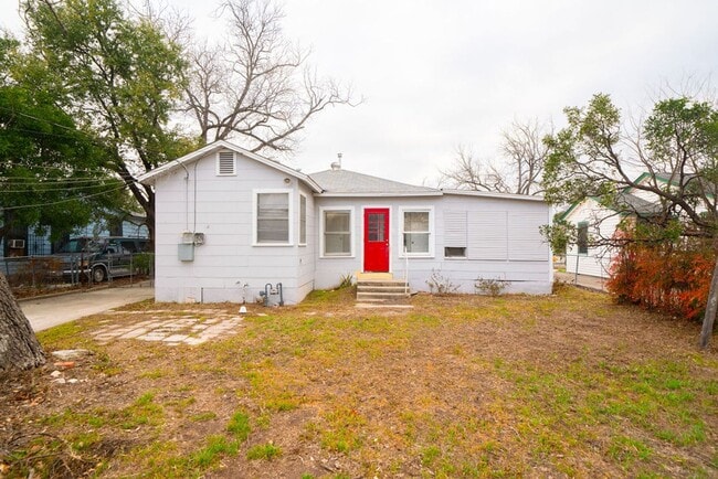 Building Photo - LAWN CARE INCLUDED! Updated 3-Bedroom Home with Detached Garage & Fenced Yard