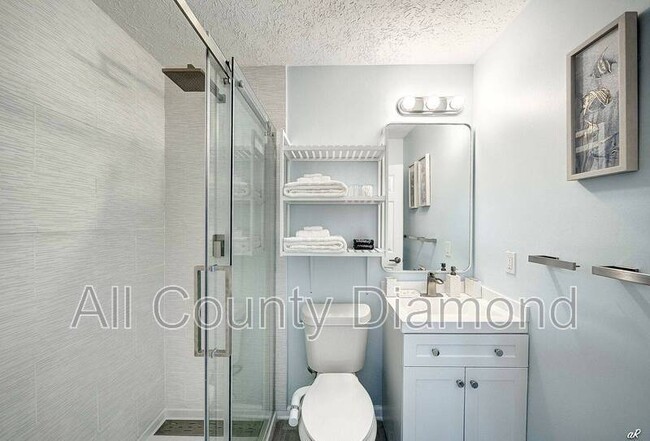 Building Photo - 7308 Sunset Ave