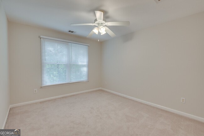 Building Photo - 6515 Fairgreen Dr