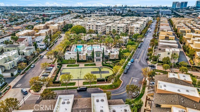 Building Photo - 5450 Strand