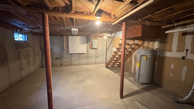 Building Photo - 44 Garfield St