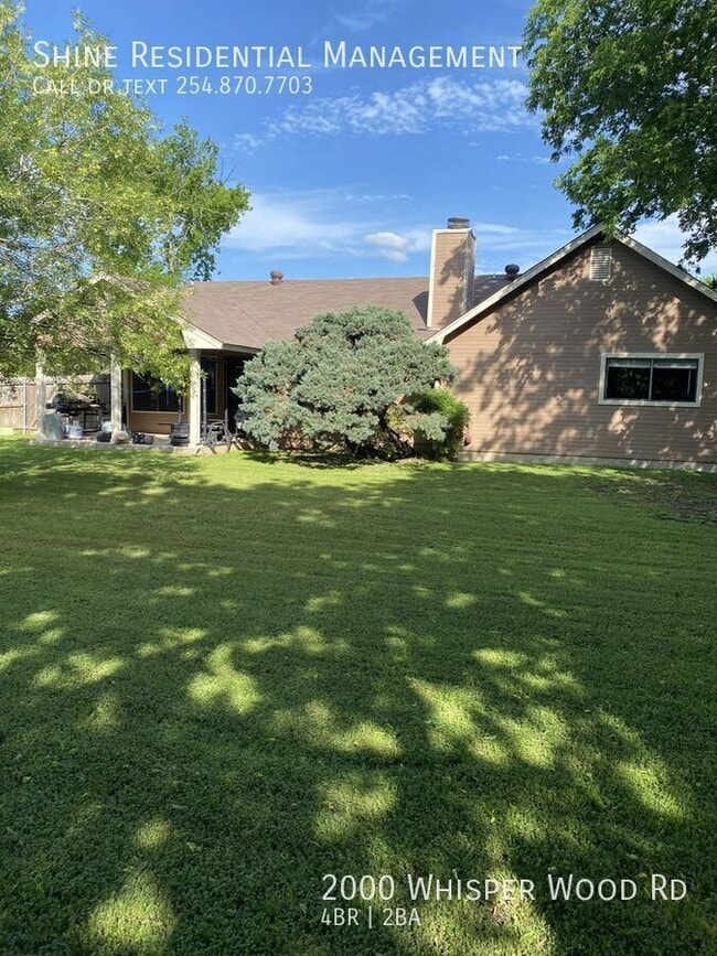 Building Photo - 2000 Whisper Wood Rd