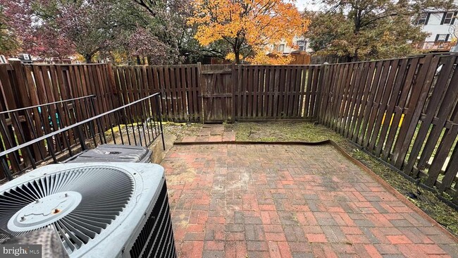 Building Photo - 8113 Mandan Terrace