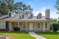 Building Photo - 2627 Country Trace SE