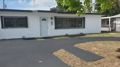 Building Photo - 2531 NW 152nd Terrace