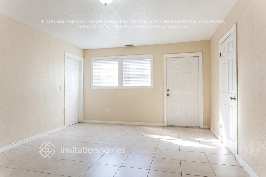 Building Photo - 5576 Souchak Dr