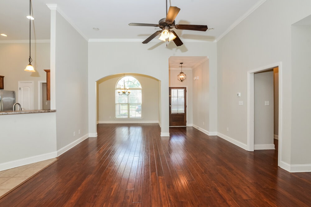 Building Photo - 2647 Champion Hills Dr