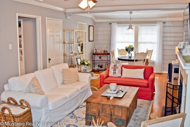 Building Photo - M Street Area 1 Bedroom