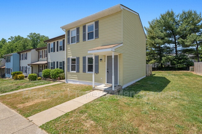 Building Photo - 5239 Daffodil Dr