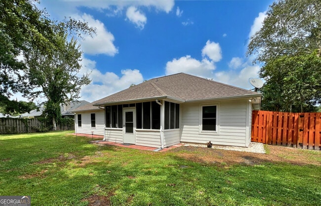 Building Photo - 403 Flamingo Dr