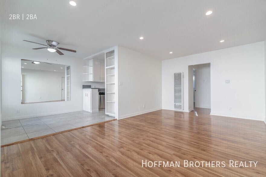 Building Photo - 6069 Saturn St