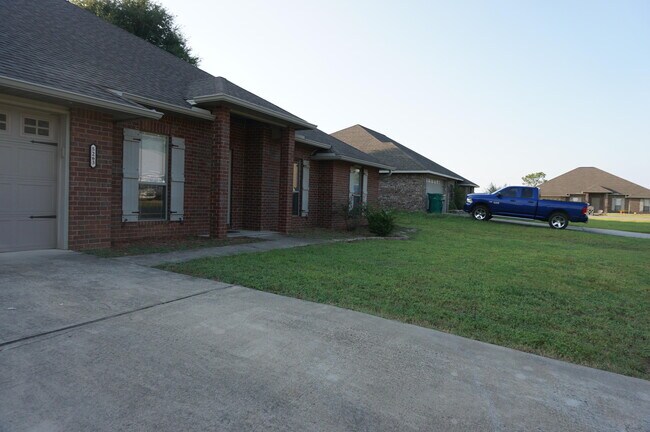 Building Photo - 5263 Moore Loop