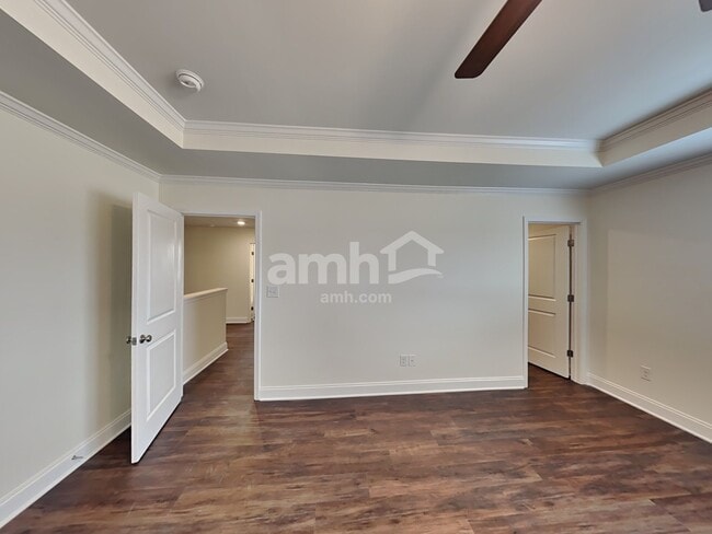 Building Photo - 2105 Williamshire Lane