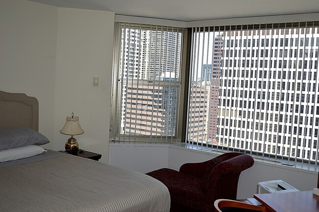Building Photo - 535 N Michigan Ave