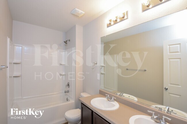 Building Photo - 6481 N Dunkirk Ct