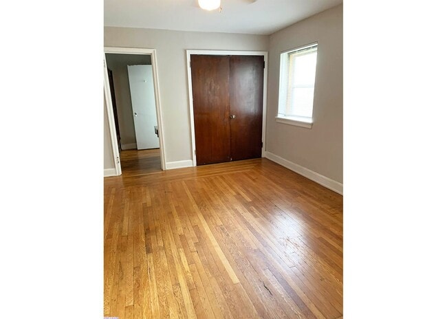 Interior Photo - Clifwood