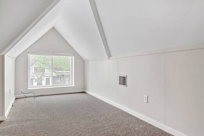Building Photo - 2601 Market St