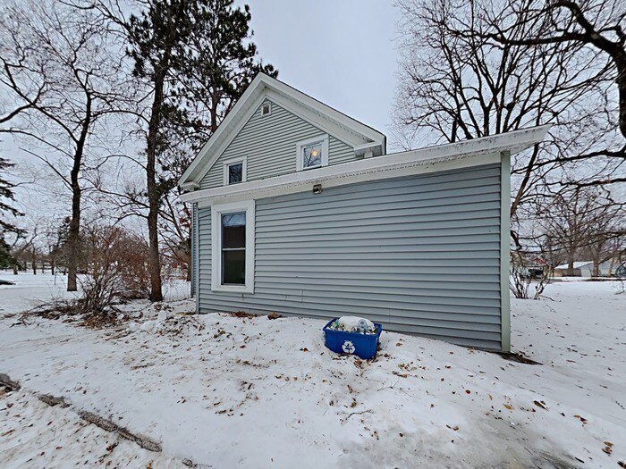 Building Photo - 502 Harrison St