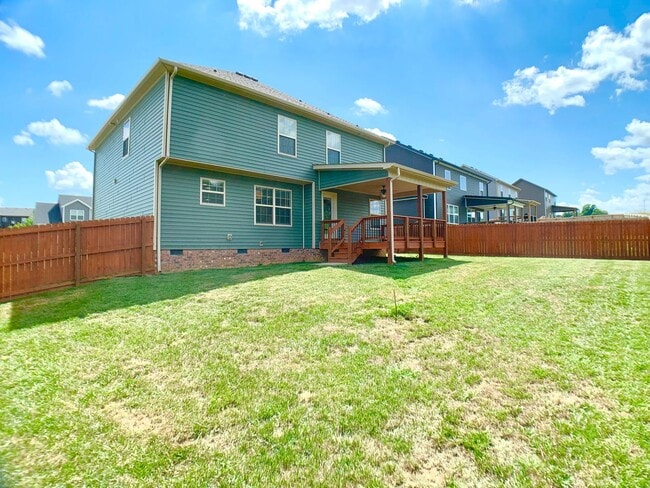 Building Photo - 733 Banister Dr