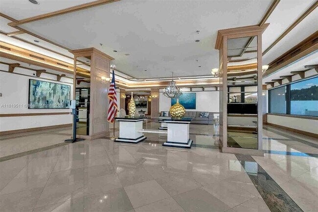 Building Photo - 9455 Collins Ave