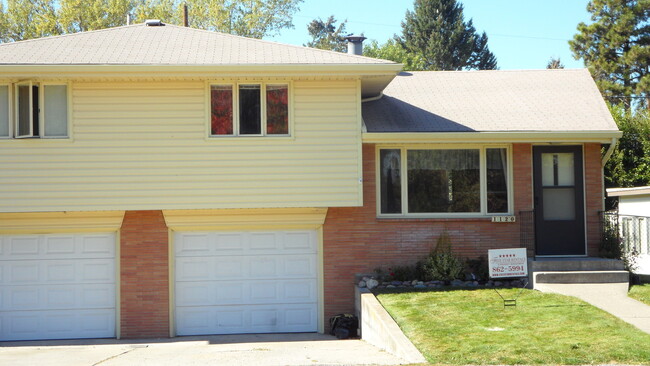 Primary Photo - 2 Bedroom Duplex in Columbia Falls