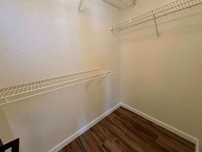 Building Photo - 17701 N Woodrose Ave