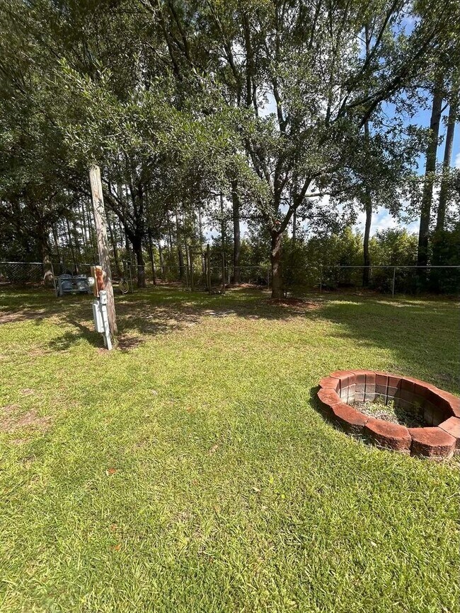 Building Photo - Immaculate 4BR Mobile Home in the heart of...