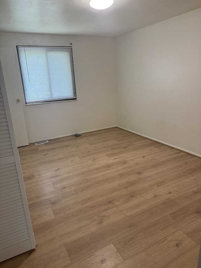 Building Photo - 4902 Cord Ct