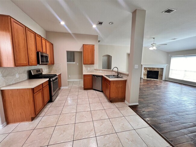 Building Photo - 4815 Wilderness Glen Ct