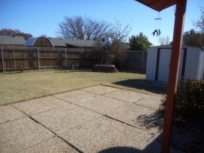 Building Photo - 8405 Fremont Ave