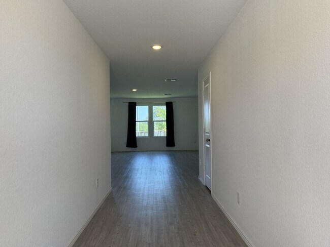Building Photo - 14803 Brandy Bnd