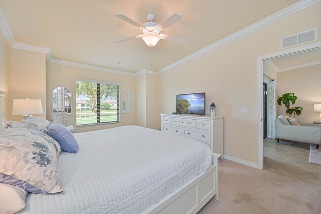 Building Photo - **2 + Den Condo - 1 Car garage - Fully Furnished - Short Term Lease (5.11 - 11.30) **