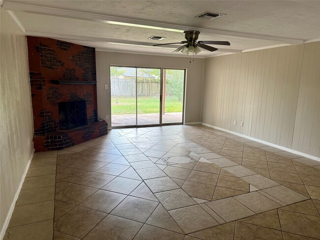 Building Photo - 3211 Hartfield Ln