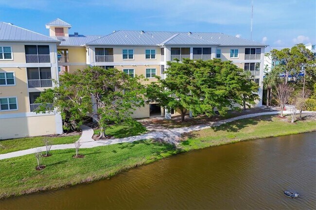 Building Photo - 8411 Placida Rd