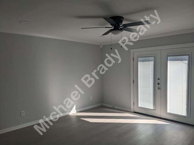 Building Photo - 3924 Scruggs Dr