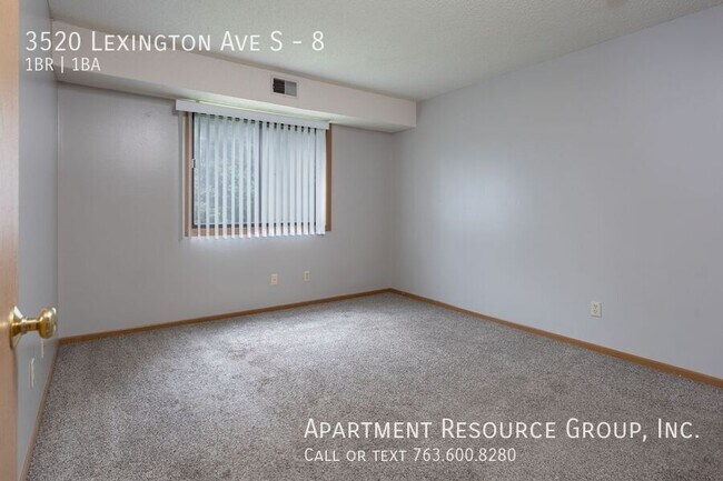 Building Photo - 3520 Lexington Ave S