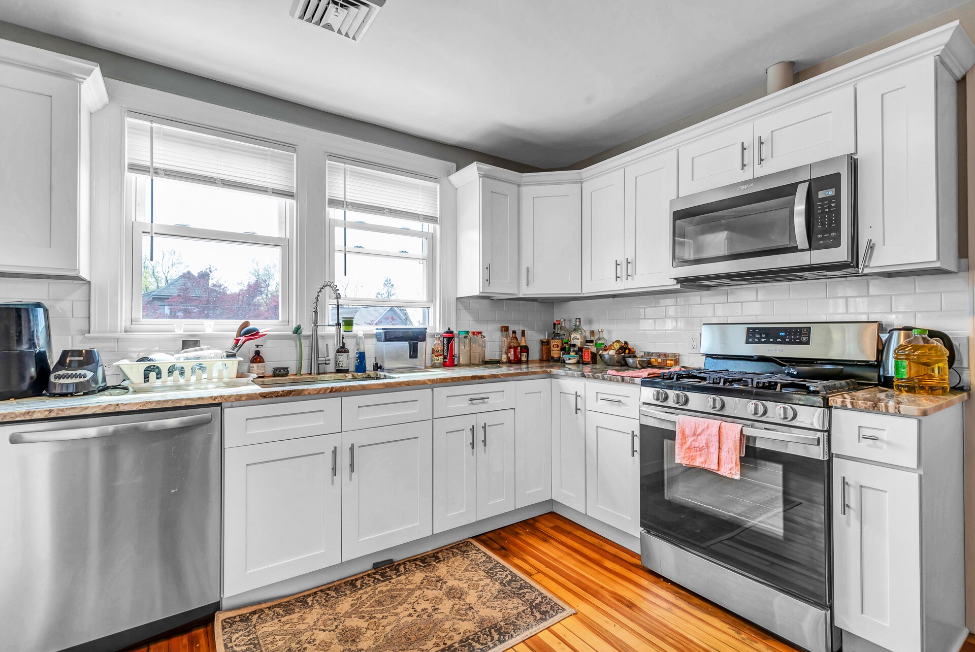 Building Photo - 4 Sheldon Terrace