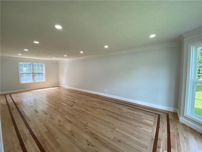 Building Photo - 1855 Big Haynes Ct SW