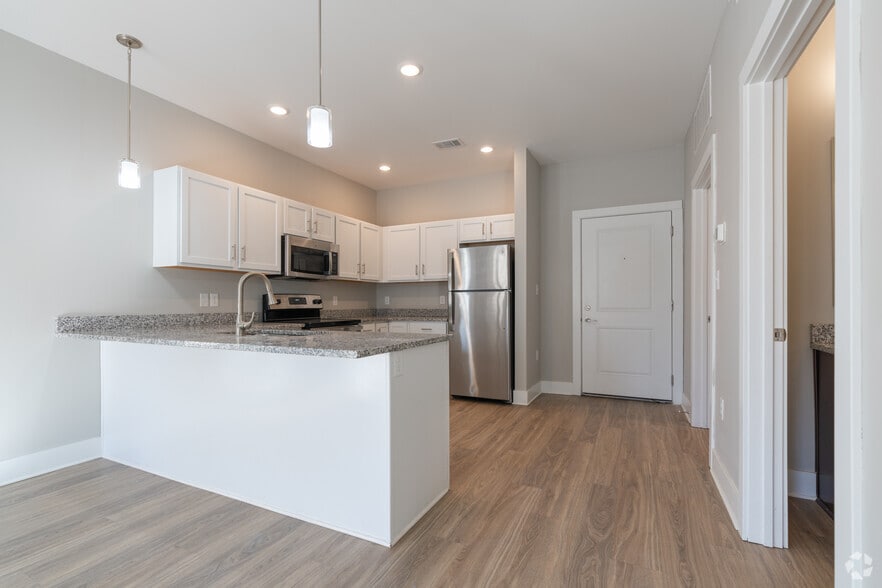 Primary Photo - Preston Valley Apartments