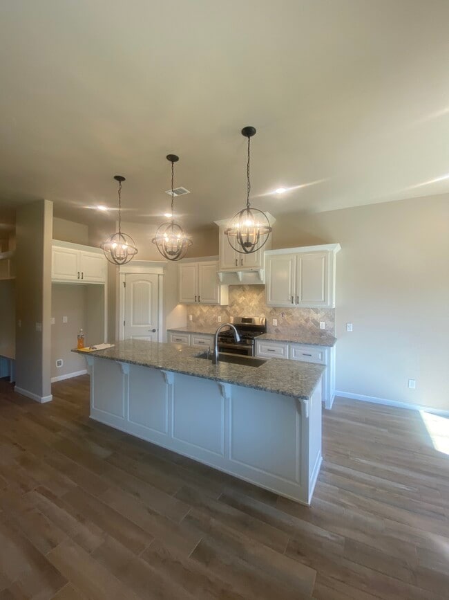 Building Photo - 9109 NW 124th St