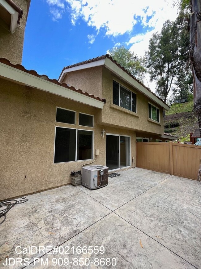 Building Photo - West Covina 3 Bedroom Condo