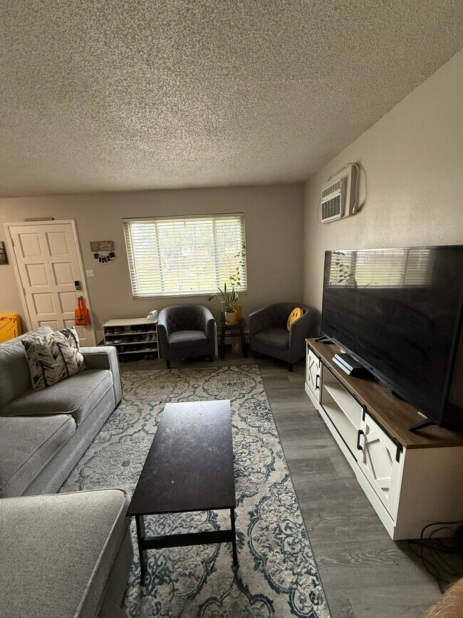 Building Photo - 7309 W Hampden Ave