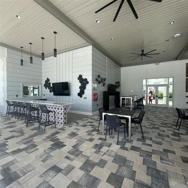 Building Photo - 12304 SW Forli Wy